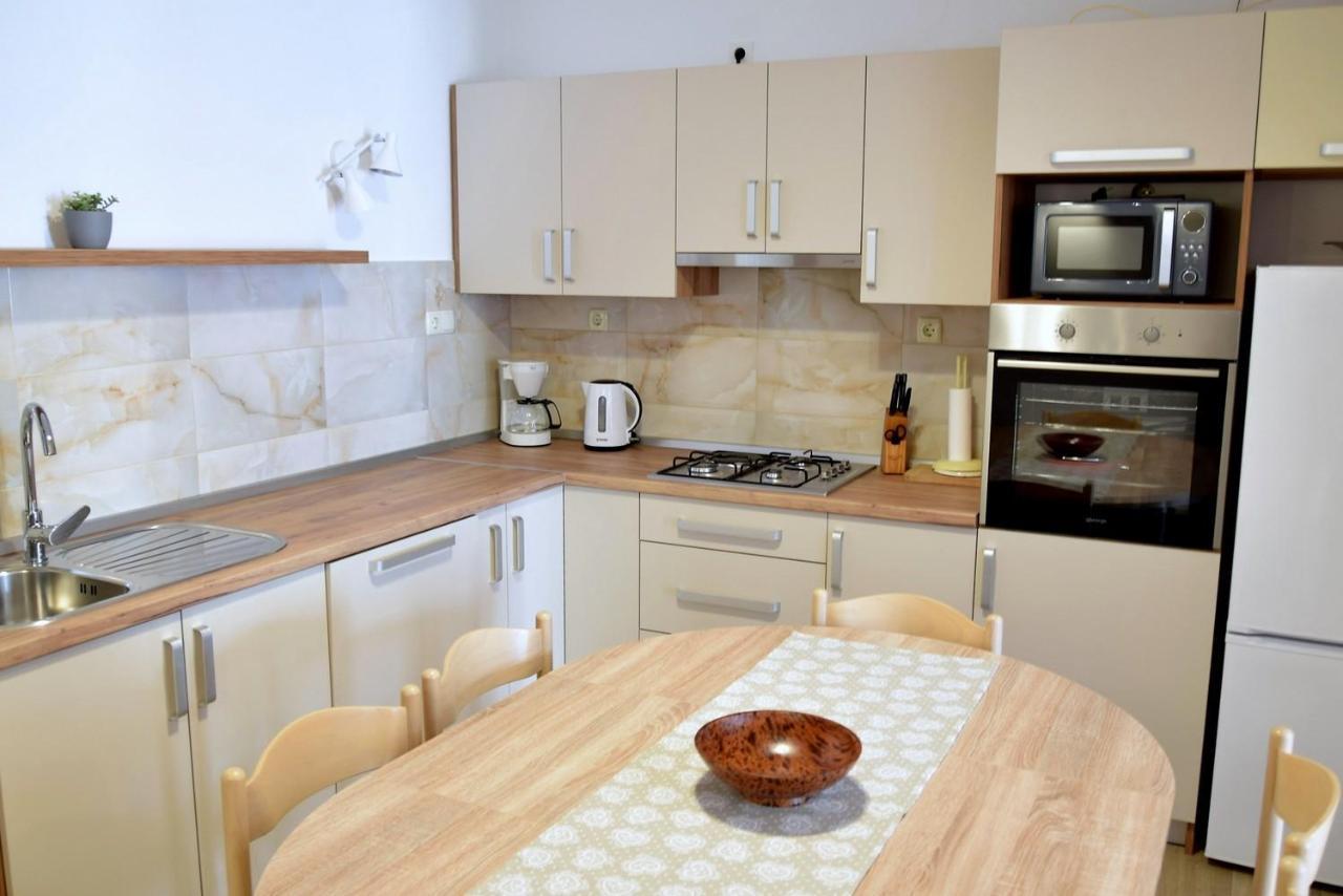Zoro Apartments Palit Kültér fotó