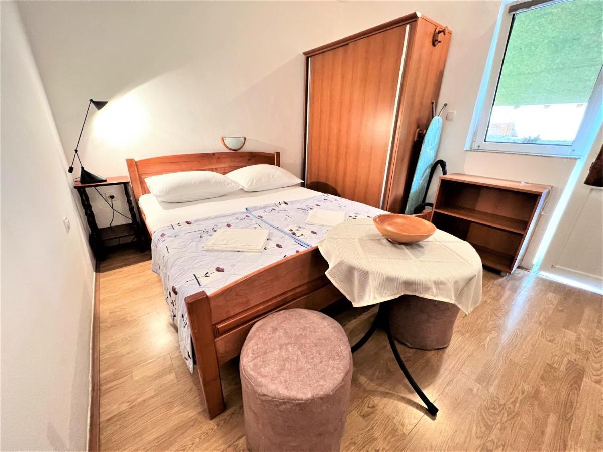Zoro Apartments Palit Szoba fotó